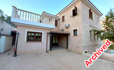Very spacious detached villa in Timi 