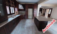 Very spacious detached villa in Timi 