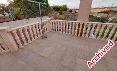 Very spacious detached villa in Timi 