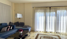 Luxury 5 bedroom furnished house with swimming pool to rent in Asgata