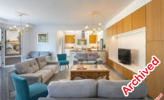 7 bedroom furnished house with swimming pool to rent in Coral Bay