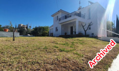 Beautiful detached villa with central heating in Tsada village 