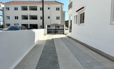 6 bedroom house in Aradippou area 