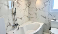 3 bedroom furnished apartment with swimming pool to rent in Parekklisia