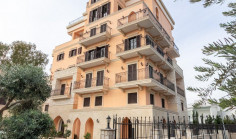 3 bed penthouse with swimming pool for sale in Germasogeia Tourist Area