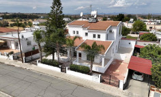 Luxury 4 bedroom house for sale in Dali