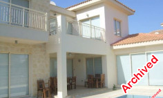 4 bedroom house with swimming pool to rent in Yeroskipou