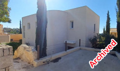 3 bedroom maisonette for sale in Chloraka