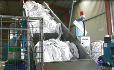 Building and successful laundry business for sale in Avgorou 