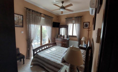 Stunning 4 bedroom house in Ormideia 