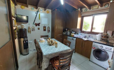 Stunning 4 bedroom house in Ormideia 
