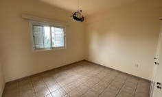 4 bedroom unfurnished house to rent in Oroklini