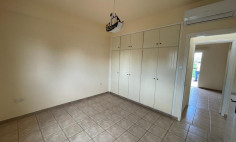 4 bedroom unfurnished house to rent in Oroklini