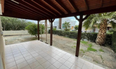4 bedroom unfurnished house to rent in Oroklini