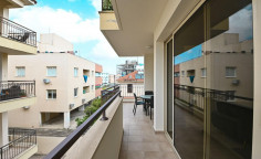 2 bedroom furnished apartment with swimming pool to rent in Sotiros