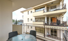 2 bedroom furnished apartment with swimming pool to rent in Sotiros