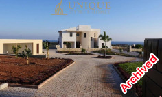 For rent luxarious 4 bedroom villa 