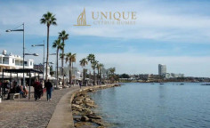 Large commercial building for rent in Kato Paphos 