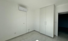 Spacious 2 bedrooms flat for sale in Kamares