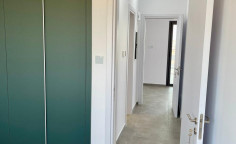 Top floor apartment with roof garden in Livadia 