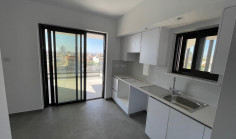 Top floor apartment with roof garden in Livadia 
