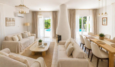 Elegant mediterranean villa with private pool & sea views | walking distance to the sea | Chloraka 