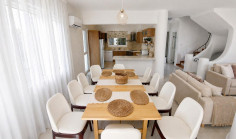 Elegant mediterranean villa with private pool & sea views | walking distance to the sea | Chloraka 