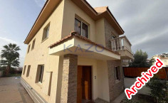 Fully furnished four bedroom house with sea view 