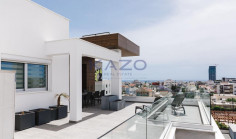 Penthouse apartment with amazing city views in Mesa Geitonia 