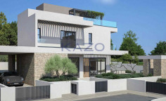 Elegant 4 bedroom villa in peaceful Chloraka area 