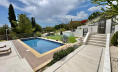 5 bedroom villa sea views for rent Agios Tychonas Limassol 