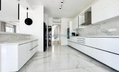 5 bedroom villa sea views for rent Agios Tychonas Limassol 