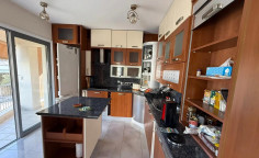 Three beds apartment to rent in Engomi