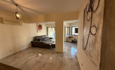 Three beds apartment to rent in Engomi