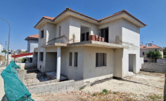 For bedroom house for sale in Latsia