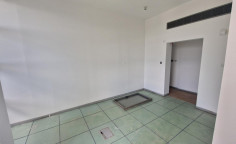 Large commercial Strovolos