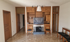 Large 3 bed apartment to rent in Engomi