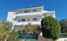 Large 3 bed apartment to rent in Engomi