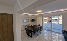 3 bed apartment to rent in Agioi Omologites