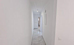 3 bed apartment to rent in Agioi Omologites