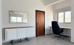 3 bedrooms apartment to rent in Lakatamia