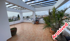 Spacious unfurnished top floor apartment in Petrou & Pavlou 