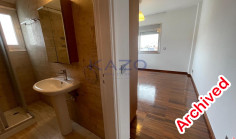 Spacious unfurnished top floor apartment in Petrou & Pavlou 