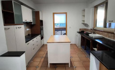 5 bedroom house to rent in Makedonitissa