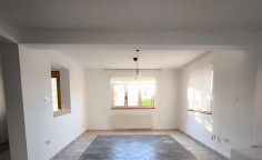 5 bedroom house to rent in Makedonitissa