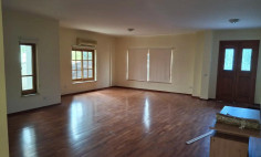 Spacious 3 bedroom house to rent in Lakatamia