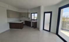 Large 3 bed apartment for sale in Palouriotissa