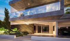 Large 2 bedroom apartment 83 m2 for sale in Lakatamia