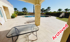 Beautiful 4 bedrooms villa with central heating in pegia 