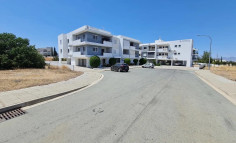 2 bedrooms apartment to rent in Lakatamia